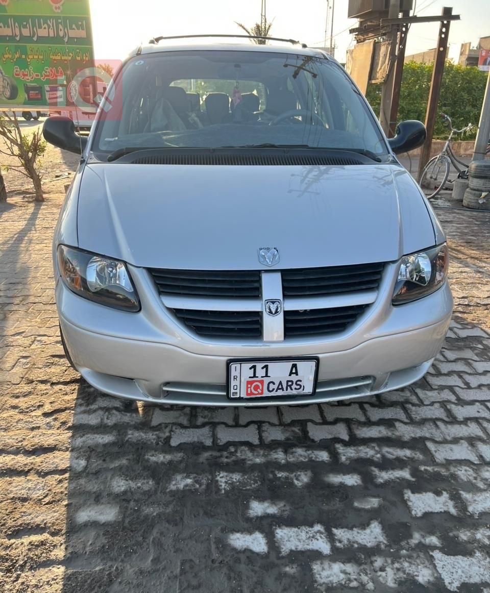 دودج كارافان
